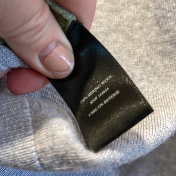 Williams and Kent Half Zip Pullover Sweater - Picture 6 of 6